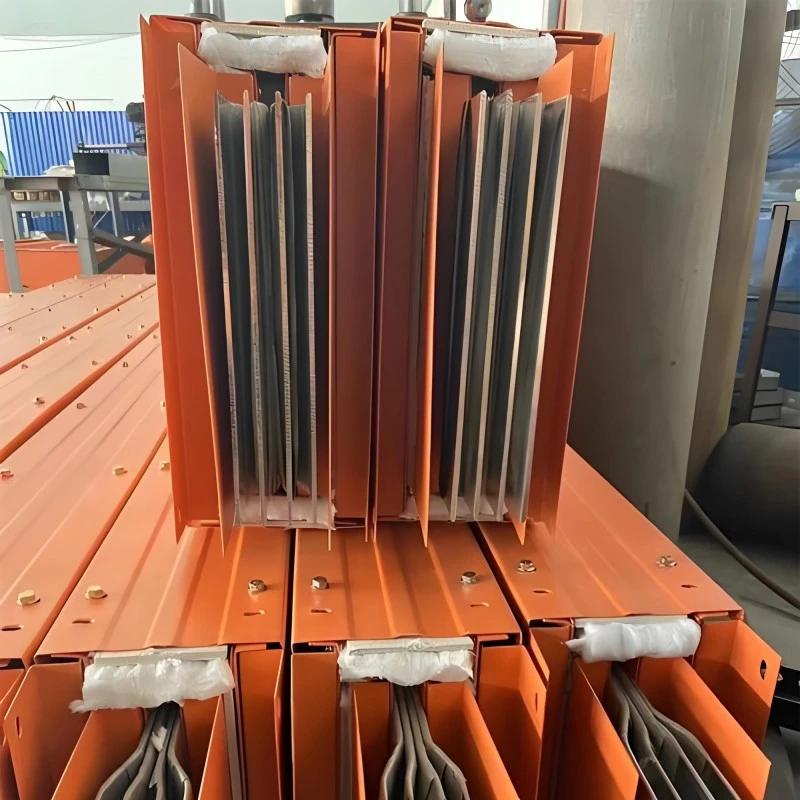 Sirge leegiaeglustav bussitee